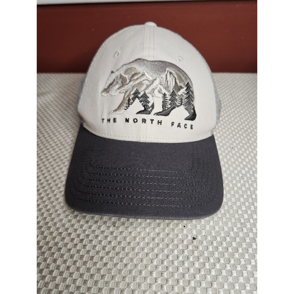 The North Face Bear Embroidered Mudder Trucker Hat White/Grey Snapback -...